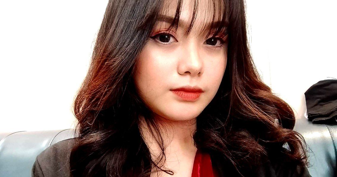 Nữ hoàng quyến rũ nhất, đồ trang sức cao cấp, vẻ đẹp quyến rũ khiến người ta cảm thấy phấn khích...